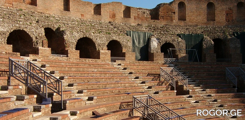 benevento-teatro-romano-cr-1748848019.jpg