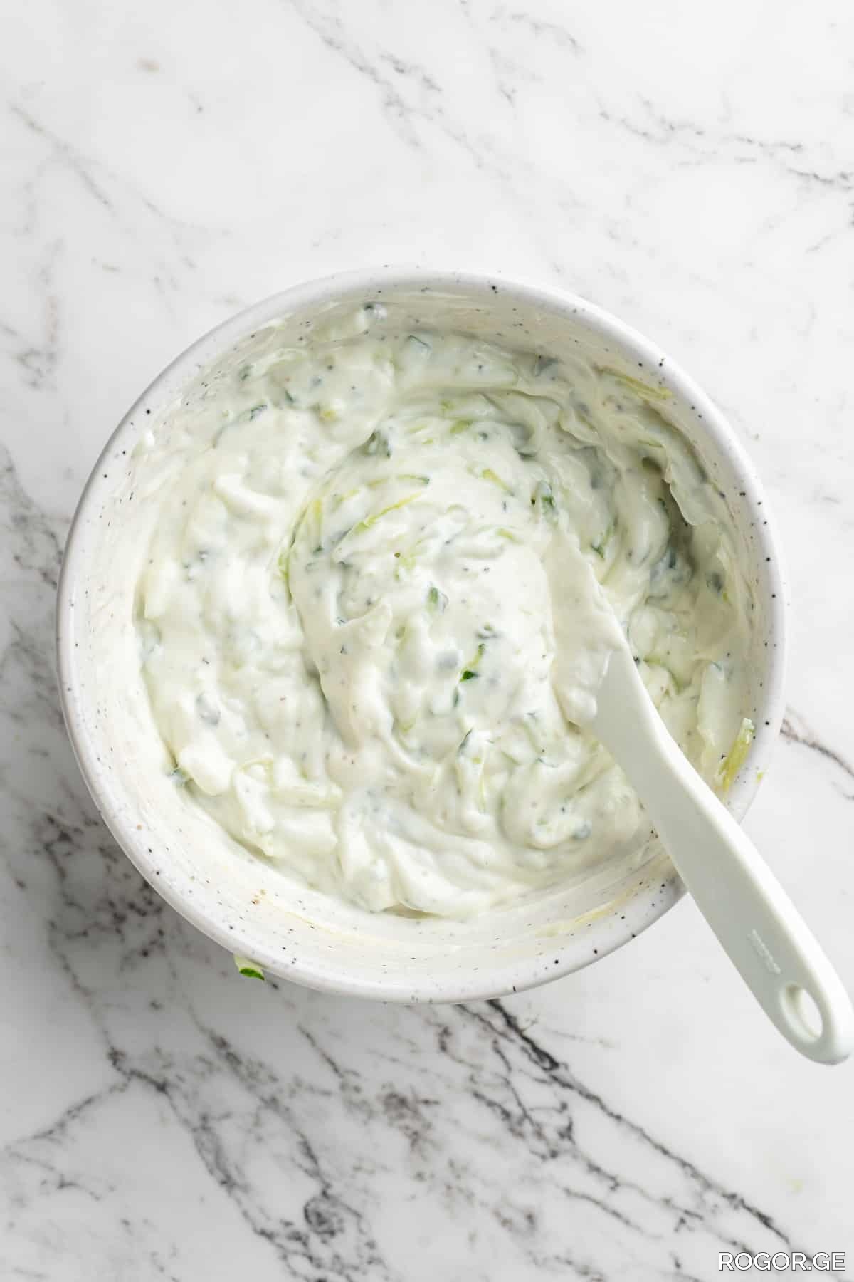 vegan-tzatziki0266-1752053914.jpg