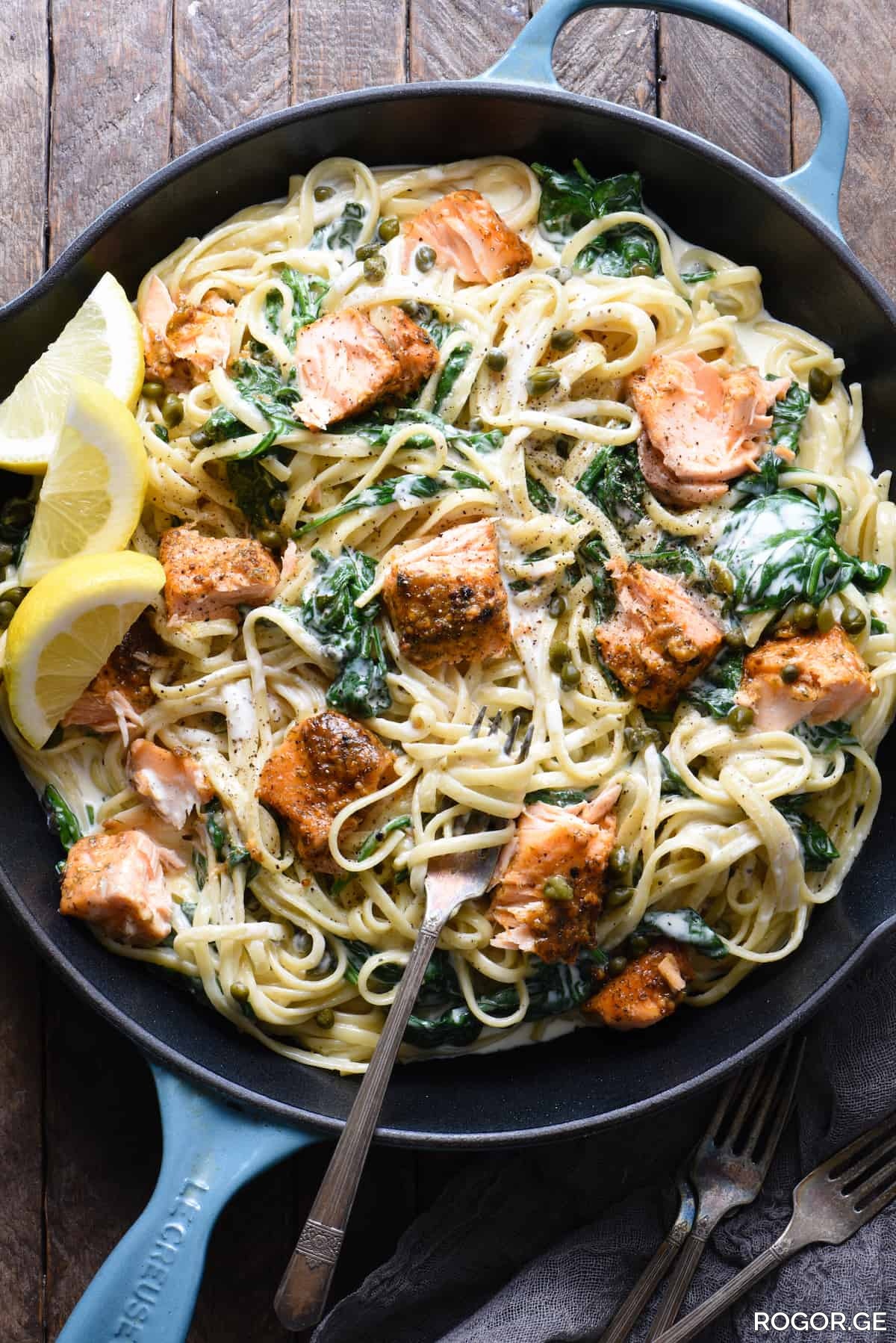 creamy-salmon-pasta-with-spinach-2-1780906841.jpg